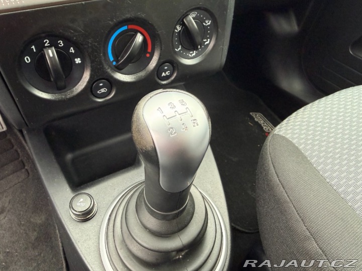 Ford Fusion Plus 1.6i 74Kw 2004