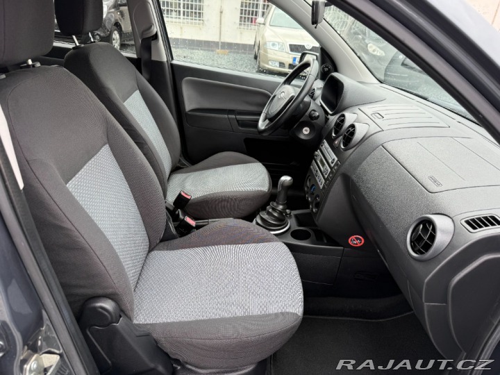 Ford Fusion Plus 1.6i 74Kw 2004