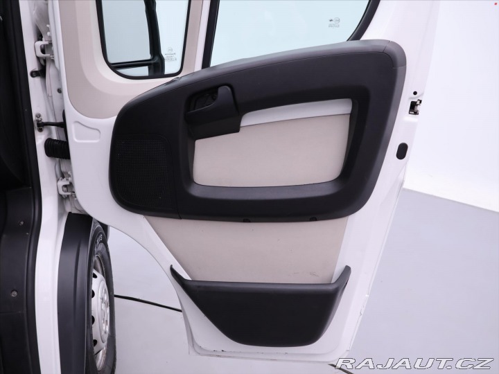 Citroën Jumper 2,2 HDI 110kW L4 7-Míst T 2015