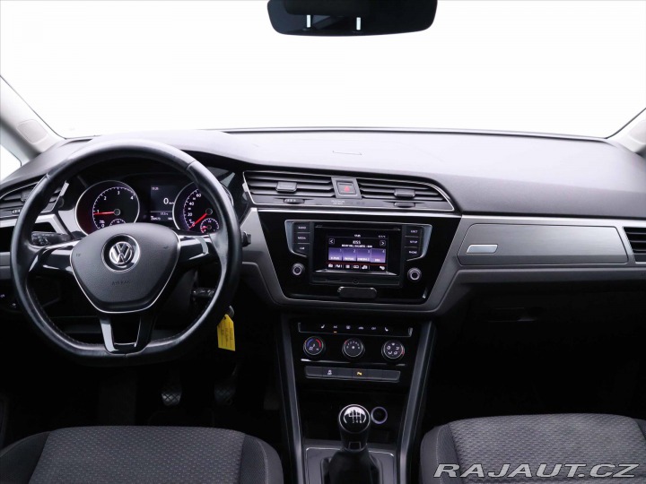Volkswagen Touran 1,6 TDI 81kW LED Serv.kni 2016