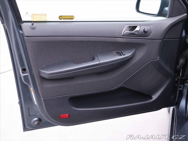 Škoda Fabia 1,2 12V 47kW Ambiente CZ 2006
