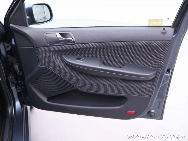 Škoda Fabia 1,2 12V 47kW Ambiente CZ 2006