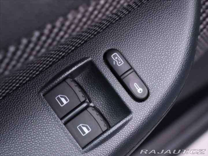 Škoda Fabia 1,2 12V 47kW Ambiente CZ 2006