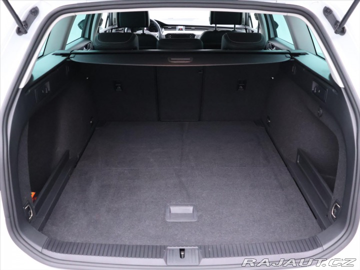 Volkswagen Passat 2,0 TDI 110kW DSG CZ 1.Ma 2022