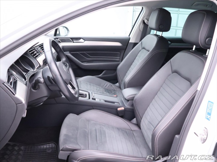 Volkswagen Passat 2,0 TDI 110kW DSG CZ 1.Ma 2022