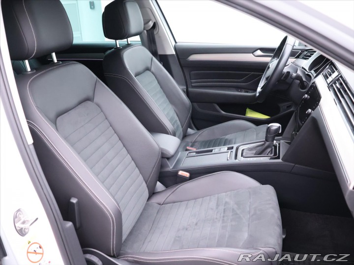 Volkswagen Passat 2,0 TDI 110kW DSG CZ 1.Ma 2022