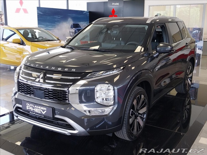 Mitsubishi Outlander 2.4 PHEV MY25 INTENSE 2025