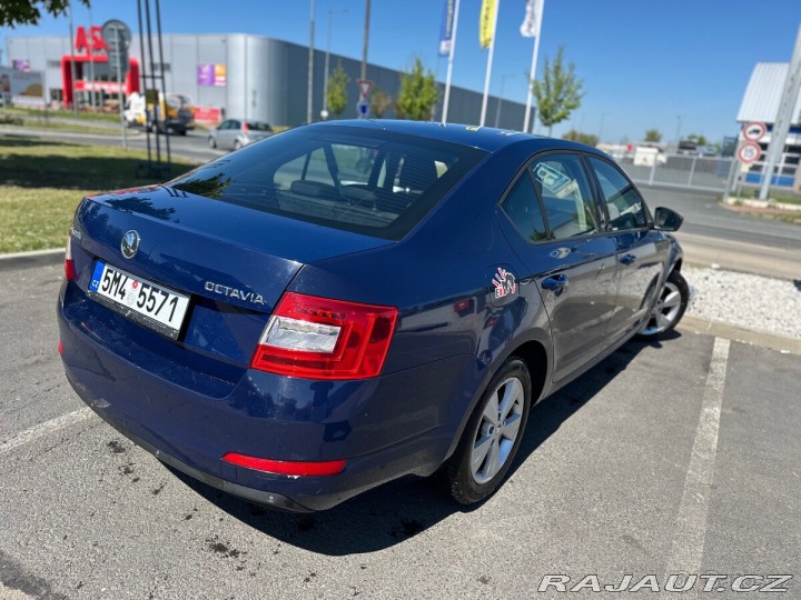 Škoda Octavia 1,6 TDI CR DPF Elegance 2013
