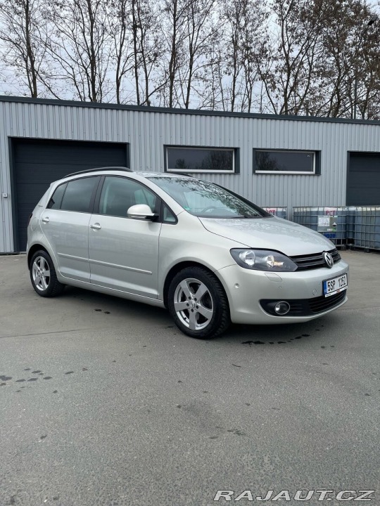 Volkswagen Golf 1,4 PLUS TSI 89000km 2010