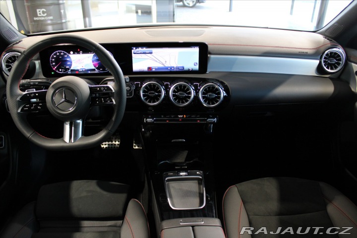 Mercedes-Benz CLA Shooting Brake AMG Line 2024