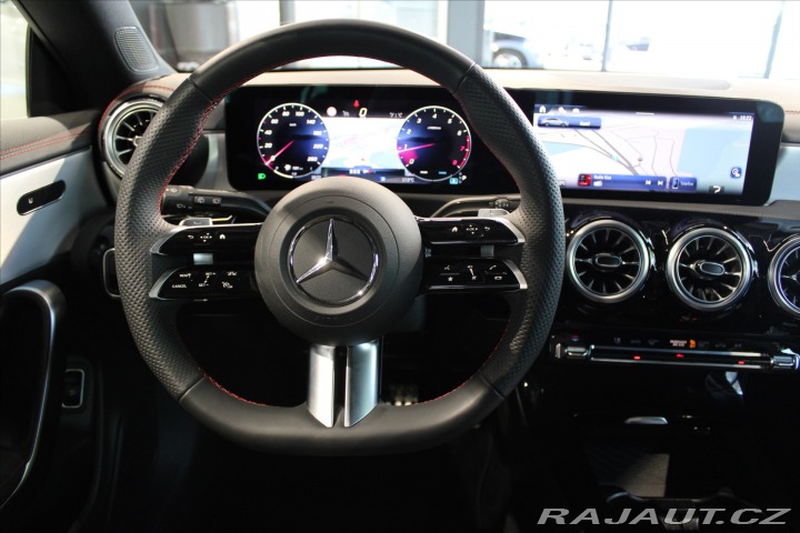 Mercedes-Benz CLA Shooting Brake AMG Line 2024