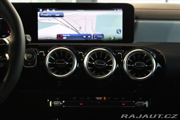 Mercedes-Benz CLA Shooting Brake AMG Line 2024