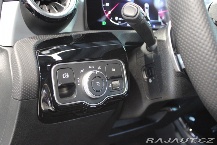 Mercedes-Benz CLA Shooting Brake AMG Line 2024