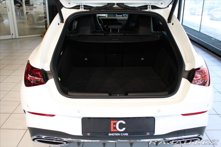 Mercedes-Benz CLA Shooting Brake AMG Line 2024