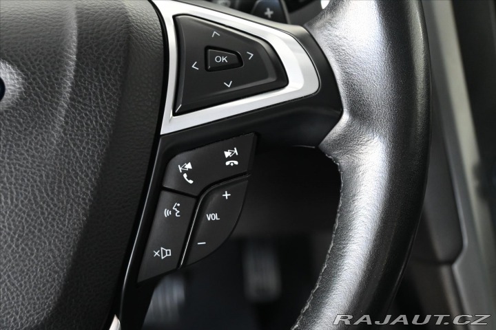 Ford Mondeo 2,0 TDCi 132 kW AT/6 Záru 2019