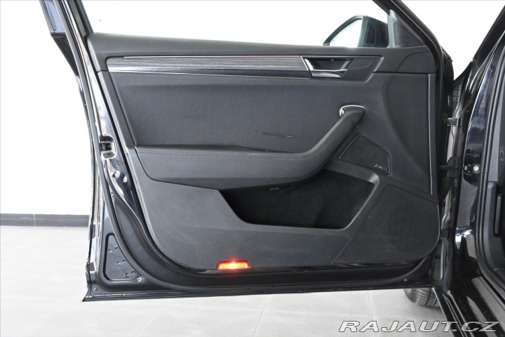 Škoda Superb 2,0 TDI 110 kW DSG STYLE 2021