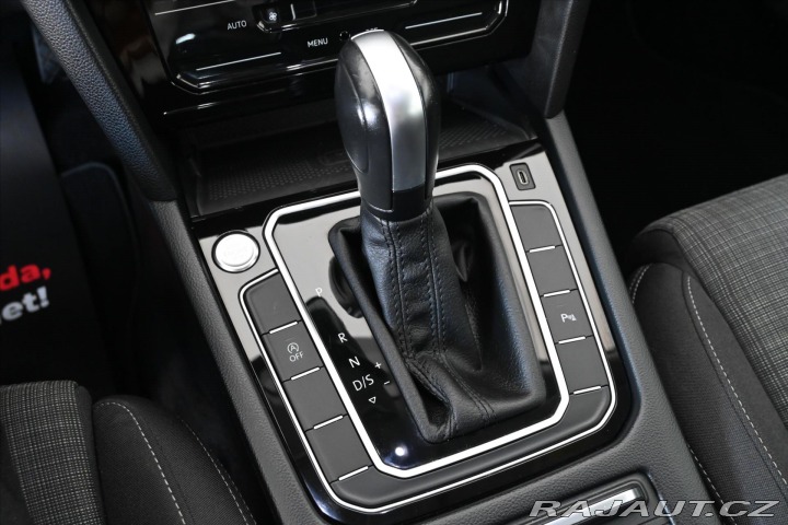 Volkswagen Passat 2,0 TDI 110 kW DSG BUSINE 2021