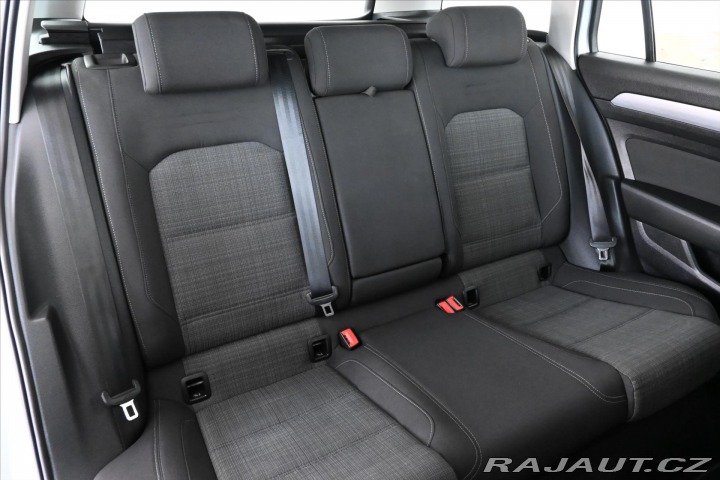 Volkswagen Passat 2,0 TDI 110 kW DSG BUSINE 2021