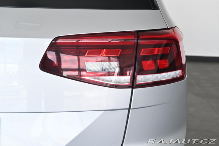 Volkswagen Passat 2,0 TDI 110 kW DSG BUSINE 2021