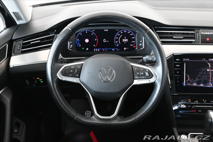 Volkswagen Passat 2,0 TDI 110 kW DSG ELEGAN 2021