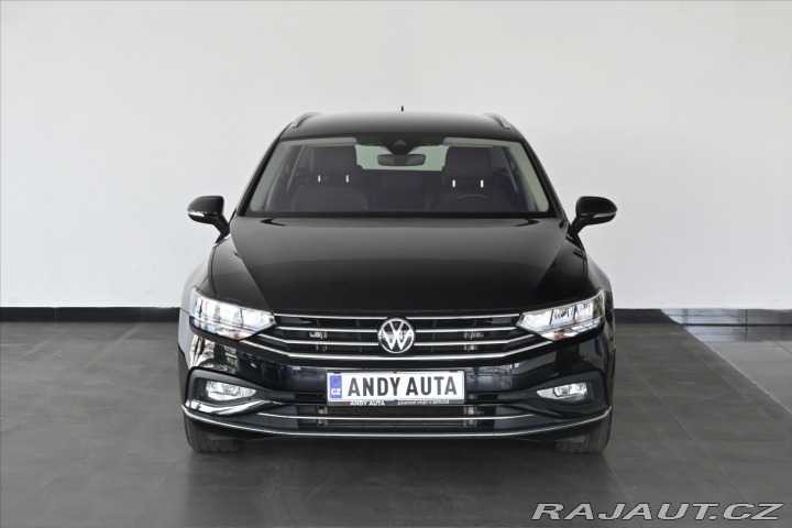 Volkswagen Passat 2,0 TDI 110 kW DSG ELEGAN 2021