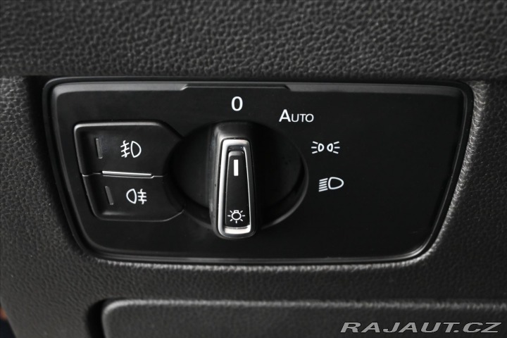 Volkswagen Passat 2,0 TDI 110 kW DSG ELEGAN 2021