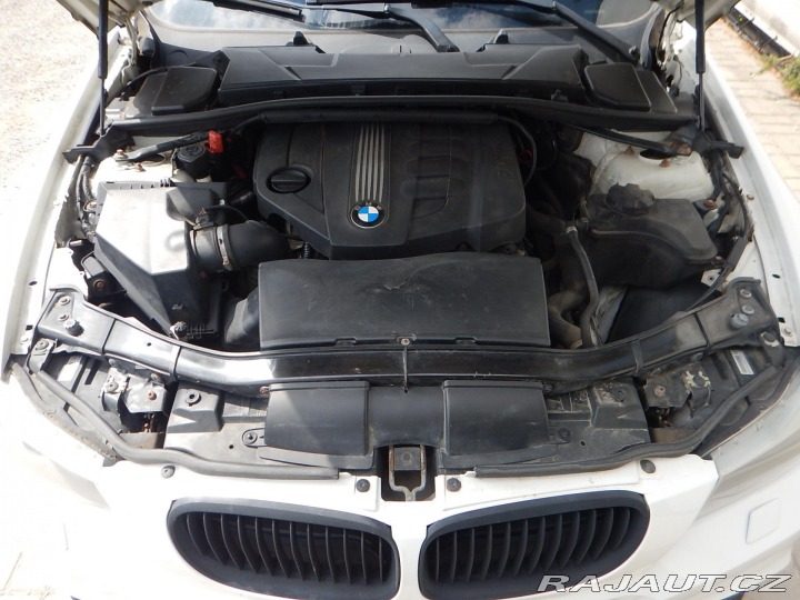 BMW 3 318 D, KLIMA, TAŽNÉ 2010