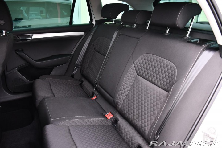 Škoda Superb 2.0TDi ACC NAVI CARPLAY 2021