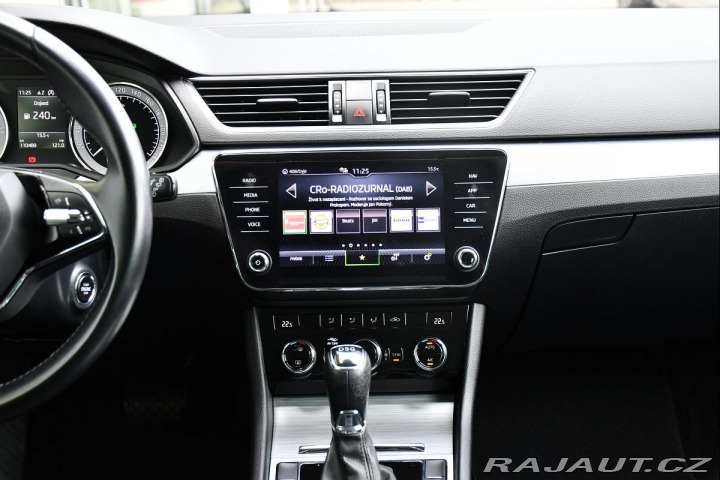 Škoda Superb 2.0TDi ACC NAVI CARPLAY 2021