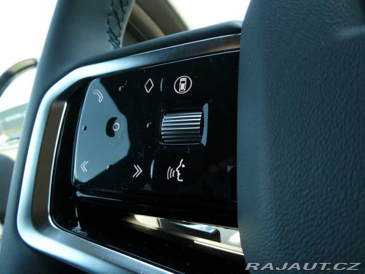 Land Rover Discovery Sport 1,5 Dynamic SE P270e 2025