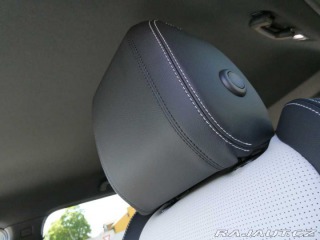Land Rover Discovery Sport 1,5 Dynamic SE P270e 2025