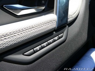 Land Rover Discovery Sport 1,5 Dynamic SE P270e 2025
