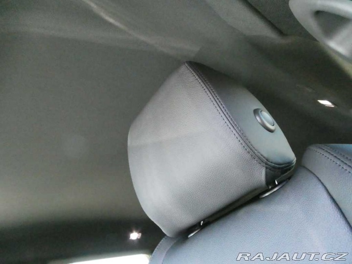 Land Rover Range Rover Evoque 1,5 Dynamic SE P270e*SLEV 2025