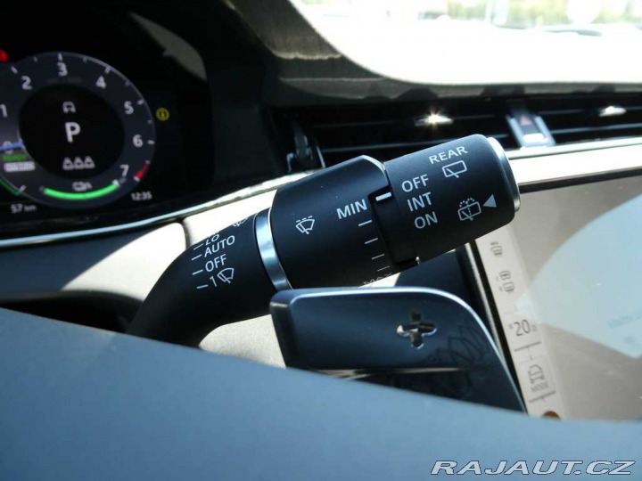 Land Rover Range Rover Evoque 1,5 Dynamic SE P270e*SLEV 2025