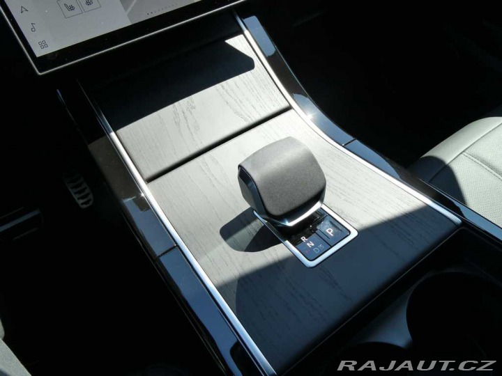 Land Rover Range Rover Evoque 1,5 Dynamic SE P270e*SLEV 2025