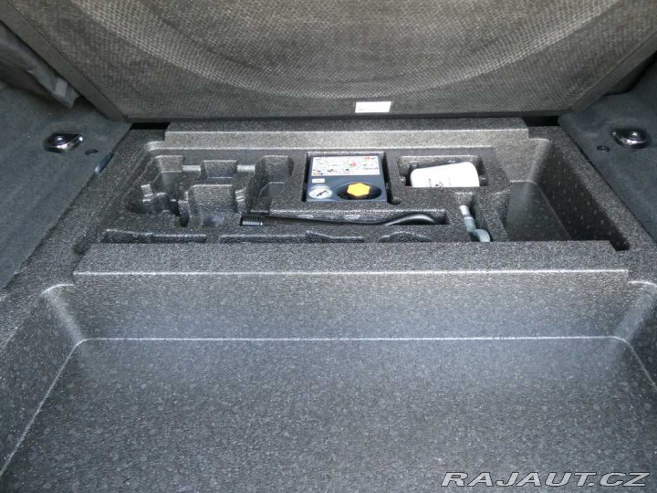 Land Rover Range Rover Evoque 1,5 Dynamic SE P270e aut. 2025