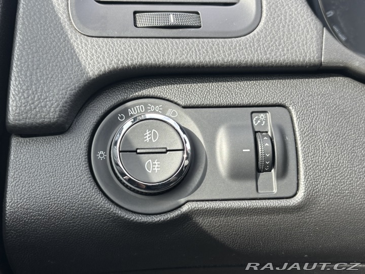 Opel Insignia 2.0 CDTI, AC, Tempomat 2010