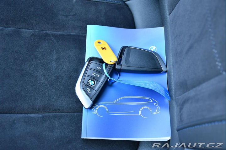 BMW 3 320d xDrive M-SPORT ZÁRUK 2023
