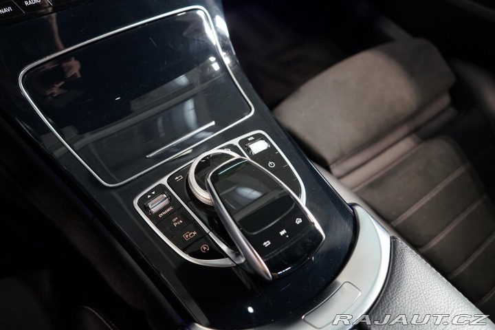 Mercedes-Benz C 300 4M AMG LED Carplay Ca 2020