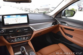 BMW 5 530d xDrive LUXURY*DPH*ČR 2023