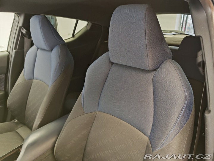 Toyota C-HR 2016
