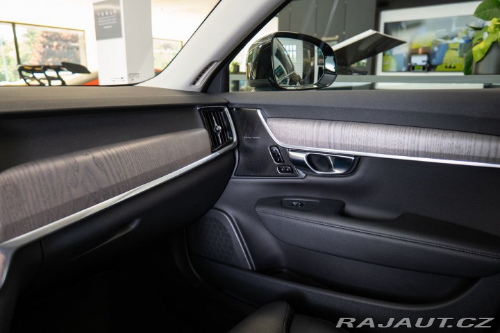 Volvo V90 B4 AWD Cross Country 2021
