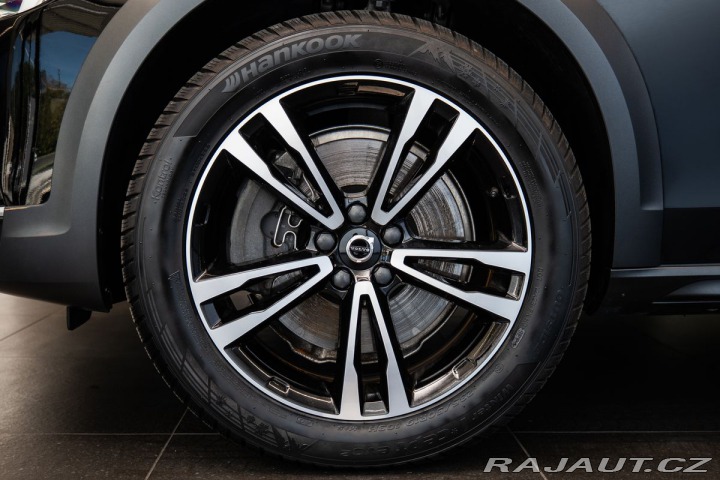 Volvo V90 B4 AWD Cross Country 2021