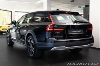 Volvo V90 B4 AWD Cross Country 2021