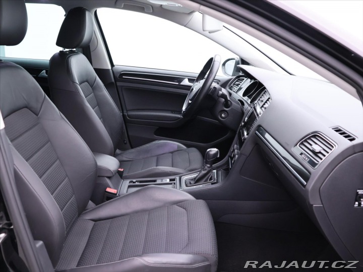 Volkswagen Golf 2,0 TDI 110kW DSG Highlin 2013