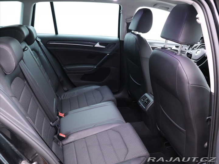 Volkswagen Golf 2,0 TDI 110kW DSG Highlin 2013