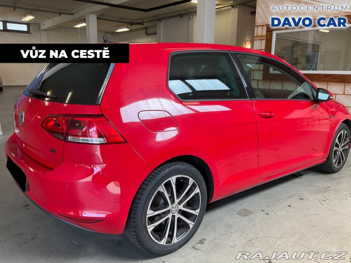 Volkswagen Golf 1,4 TSI Highline Xenon Na 2013