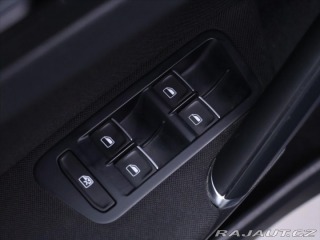 Volkswagen Golf 1,4 TSI 90kW Highline Xen 2013