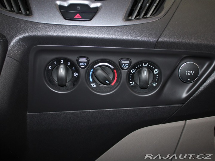 Ford Tourneo Custom 2,0 TDCi 96kW L2 8-míst T 2017