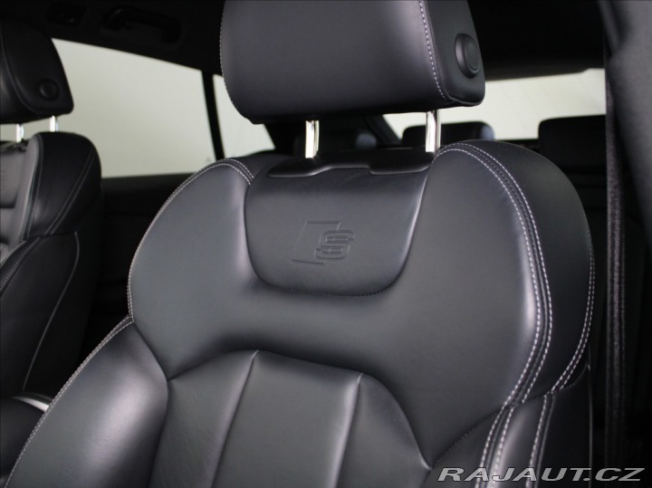 Audi Q8 3,0 55TFSi S-Line AKČNÍ C 2022